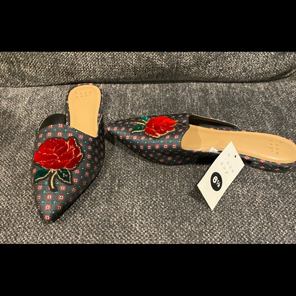 A New Day NWT Women’s Flats 6.5